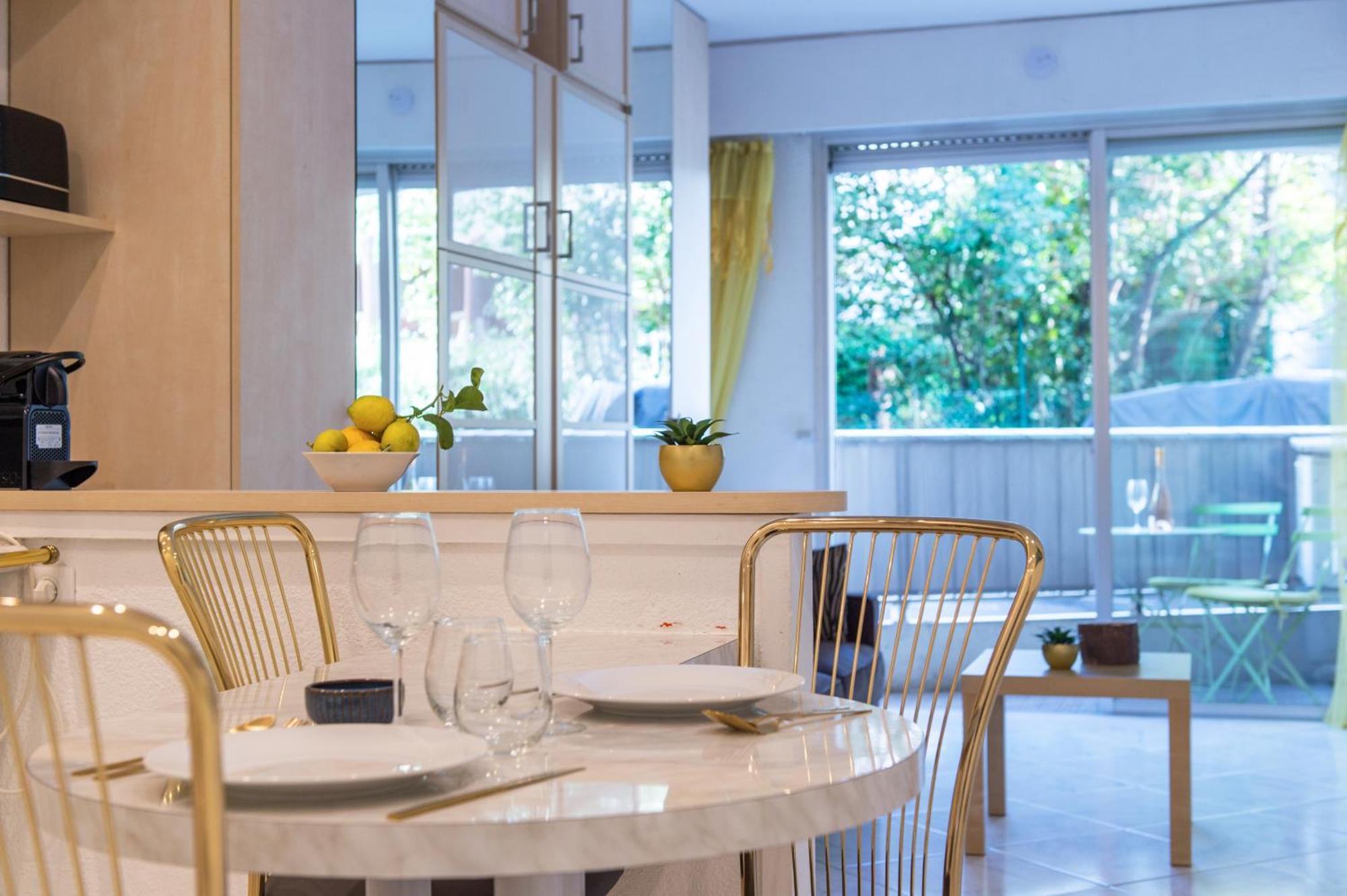 Cosy Studio - Residence Front De Mer - Menton Extérieur photo